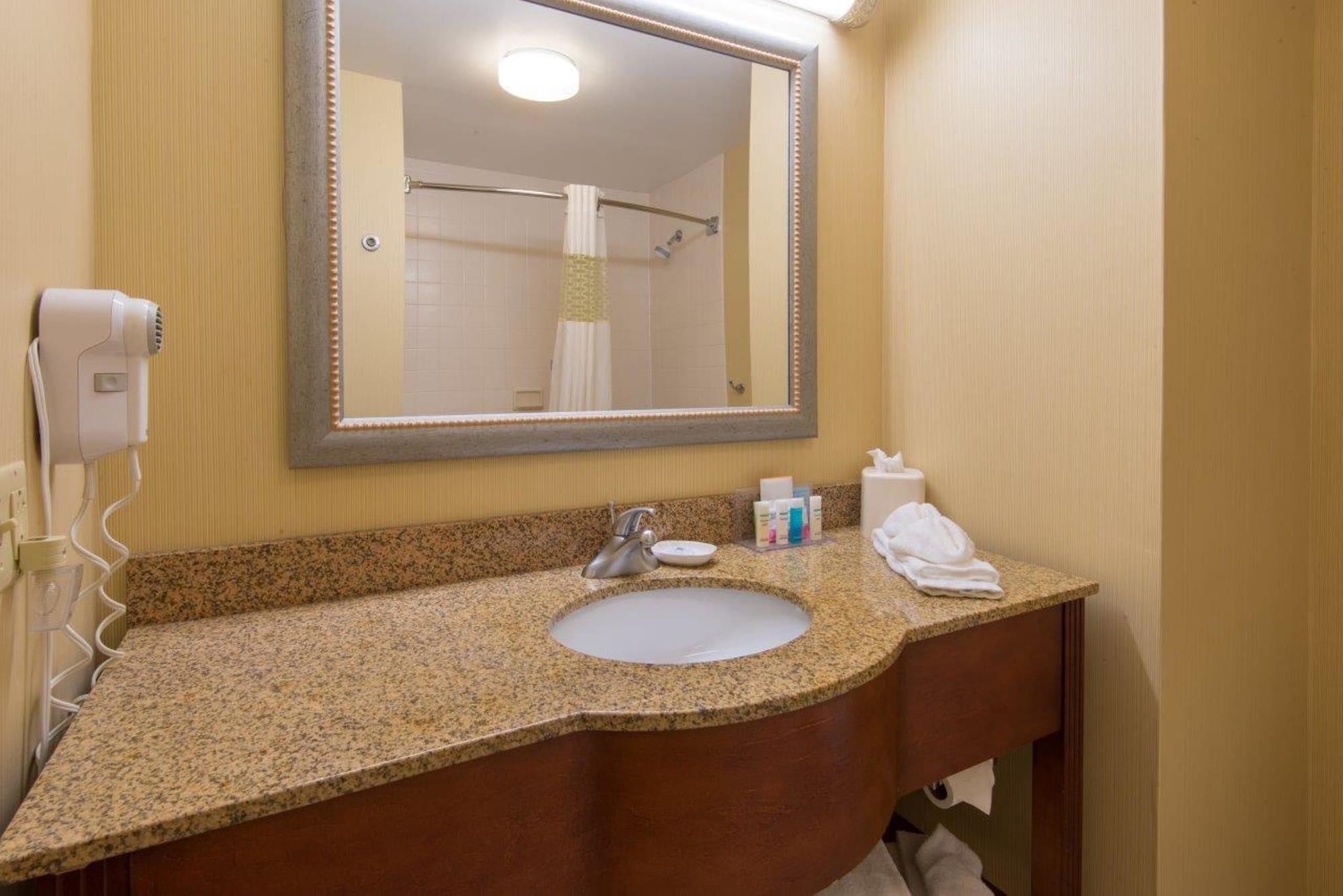 Hampton Inn White River Junction Kültér fotó
